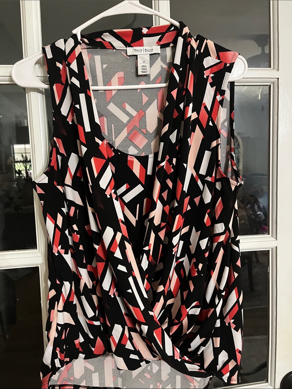 White House Black Market Black, Red & White Geometric Twist-Front Tank